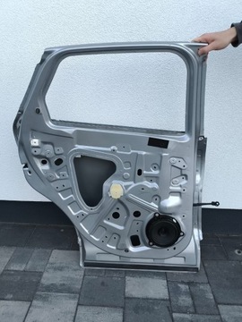 DVEŘE LEVÉ ZADNÍ RENAULT CAPTUR II