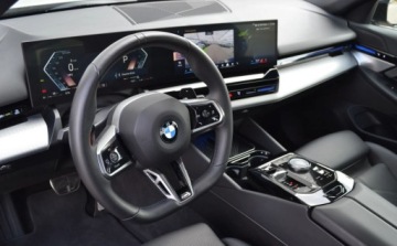 BMW Seria 5 G90-91 Touring 2.0 520d 197KM 2024 BMW Seria 5 BMW 520d xDrive Dostawa pod dom w cenie Dealer BMW Bonkowscy, zdjęcie 6