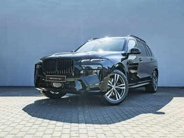 BMW X7 SUV Facelifting 3.0 40d 352KM 2025 BMW X7 xDrive40d - Dostępny od ręki!, zdjęcie 1