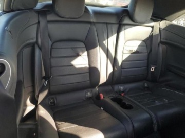 Mercedes Klasa C W205 2017 Mercedes-Benz Klasa C 2017 MERCEDES-BENZ C 300 silnik 2.0 L 2.0 Benzyna, zdjęcie 10