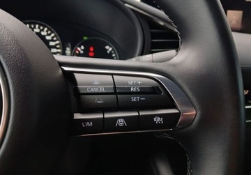Mazda 3 IV Hatchback 2.0 Skyactiv-G 122KM 2023 Mazda 3 3 Hatchback 2.0 mHEV Exclusive Line Vat Marza Salon PL 1 wl., zdjęcie 33