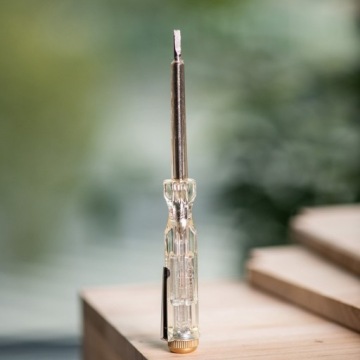 Deli Tools EDL8001 Тестер напряжения 100-250 В 140 мм