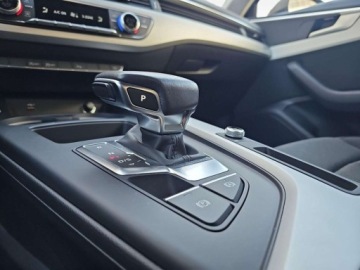 Audi A4 B9 Limousine Facelifting 2.0 35 TFSI 150KM 2023 Audi A4 Limousine s-line, kamera cofania, tempomat, grzane fotele, elektry, zdjęcie 17