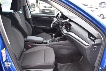 Skoda Octavia IV Liftback 1.5 TSI EVO 150KM 2021 Skoda Octavia SalonPL 1.5TSI 150KM Ambition Czujniki KESSY Kamera SmartLI, zdjęcie 31