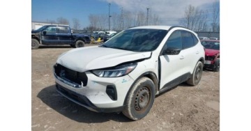 Ford Kuga III 2025 Ford Kuga ST-LINE 4x4 automat jezdzacy Kanada KUPIONY w transporcie do
