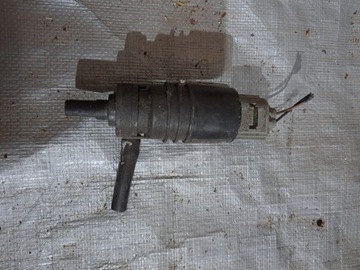 BMW E84 E87 E90 PUMPIČKA OSTŘIKOVAČE 7302588