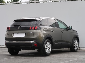 Peugeot 3008 I Crossover Facelifting 1.2 PureTech 130KM 2016 Peugeot 3008 1.2 PureTech, Salon Polska, zdjęcie 4