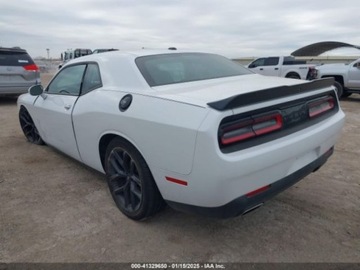 Dodge Challenger III 2022 Dodge Challenger 2022r., SXT, od ubezpieczalni 3.6 Benzyna 303KM, zdjęcie 4