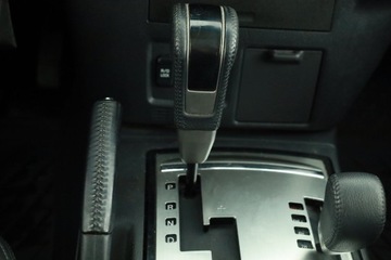 Mitsubishi Pajero IV SUV 5d 3.2 DOHC 200KM 2015 Mitsubishi Pajero 3.2 DI-D, Salon Polska, 197 KM, zdjęcie 16