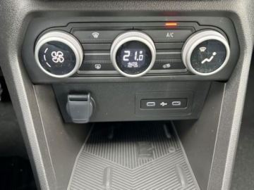 Dacia Jogger 2025 Od ręki - Journey 7-miejsc 1.8 Full Hybrid 155KM, zdjęcie 9