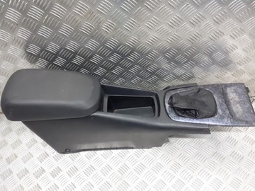 LOKETNÍ OPĚRKA SKŘÍŇKA TUNEL MITSUBISHI GALANT VIII