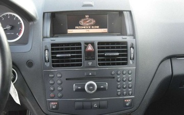 Mercedes Klasa C W204 Limuzyna 1.8 180 K 156KM 2009 Mercedes-Benz Klasa C 1.8B Kompresor Navi Oryginal Lakier 2 Kpl Kol Sprowa, zdjęcie 22