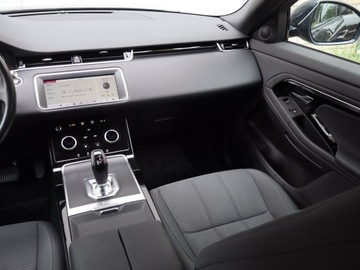 Land Rover Range Rover Evoque II SUV 2.0 Td4 150KM 2019 Land Rover Range Rover Evoque D150, Salon Polska, zdjęcie 7
