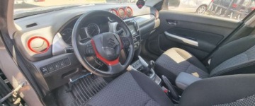 Suzuki Vitara III SUV 1.6 VVT 120KM 2017 Suzuki Vitara 122017r, 1.6 Benzyna. Uszkodzony prawy przod . 1.6 Benzyna, zdjęcie 6