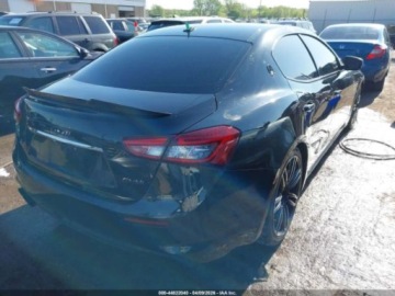 Maserati Ghibli III 2019 Maserati Ghibli MASERATI GHIBLI S 3.0 Benzyna 424KM, zdjęcie 2