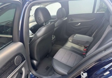Mercedes Klasa E W213 All-Terrain 2.0 220d 194KM 2018 Mercedes-Benz Klasa E pneumatyka kamera szyberdach VAT23 2.0 Diesel 195KM, zdjęcie 7