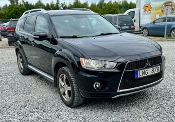 Mitsubishi Outlander II 2.4 MIVEC 170KM 2010 Mitsubishi Outlander 2.4 benzyna 170KM automat 4x4 PDC XENON SKORY cliamtr, zdjęcie 4
