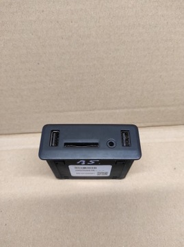 GNIAZDO PORT USB AUX SD RENAULT ESPACE V TALISMAN MEGANE IV 280233557R