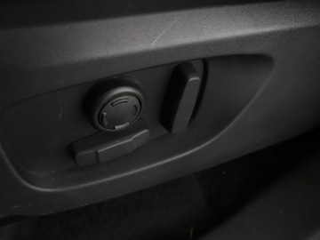 Land Rover Discovery Sport SUV 2.0 TD4 150KM 2016 Land Rover Discovery Sport 2.0 Td4 Automat HSE, zdjęcie 33