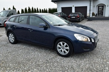 Volvo V60 I Kombi 1.6 DRIVe 115KM 2013 Volvo V60 1,6d2 115KM NAVI ALU PÓŁ-SKÓRA, zdjęcie 27