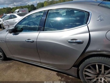 Maserati Ghibli III 2021 Maserati Ghibli S 2021 3.0l 3.0 Benzyna 424KM, zdjęcie 2