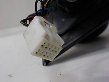 MITSUBISHI GRANDIS I ZRCÁTKO VNĚJŠÍ LEVÉ 9 PINU