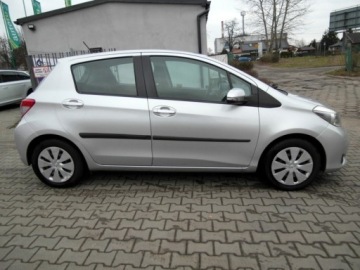 Toyota Yaris III Hatchback 5d 1.0 VVT-i 69KM 2012 Toyota Yaris Salon Polska Klimatyzacja Abs Wspomaganie BenzynaLPG 69KM, zdjęcie 16
