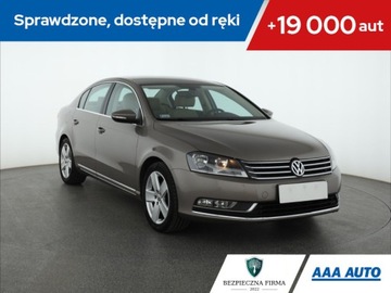 Volkswagen Passat B7 Limousine 2.0 TDI CR DPF BlueMotion 140KM 2010 VW Passat 2.0 TDI, Salon Polska, Serwis ASO, DSG