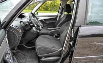 Citroen Grand C4 Picasso I 1.6 VTi 120KM 2013 Citroen C4 Grand Picasso 7-osobowy 2013r. Bezwypadkowy 1.6 Benzyna 120KM, zdjęcie 6