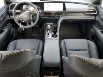 Toyota 2025 Toyota Crown 2025 Toyota Crown Signia XLE AWD 2.5 Benzyna 240KM, zdjęcie 8