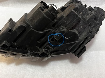 MERCEDES B-KLASA W246 A2468200261 LAMPA PRAWA