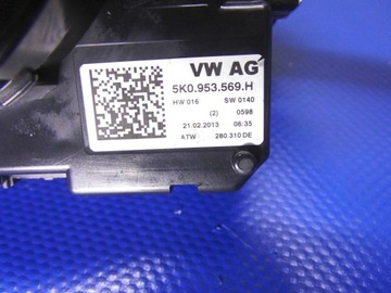 MINCE PŘEPÍNAČ KOMBINOVANÝ KROUŽEK POD VOLANT 5K0953569H VW TIGUAN I 5N 07-16R