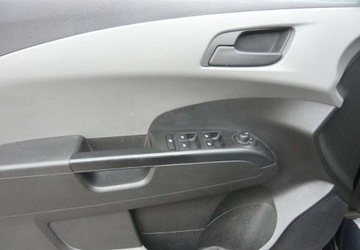 Chevrolet Aveo T300 Sedan 1.4 100KM 2012 Chevrolet Aveo Chevrolet Aveo 1.4 16V LT 1.4 Benzyna 101KM, zdjęcie 12