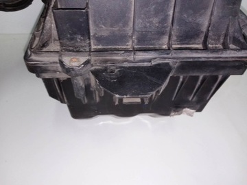 7M3129607F POUZDRO FILTRU VZDUCHU SHARAN 05 FACELIFT