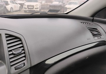 Opel Insignia I Sedan 2.0 CDTI ECOTEC 130KM 2010 Opel Insignia 2010r, 2.0 CDTI. AUTOMAT. Lekko uszkodzony tyl. Jezdzi. 2.0, zdjęcie 16