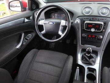Ford Mondeo IV Hatchback 1.6 EcoBoost 160KM 2012 Ford Mondeo 1.6 EcoBoost, Salon Polska, zdjęcie 6