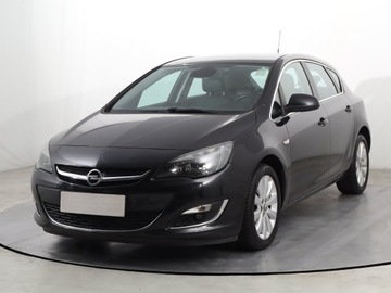 Opel Astra J GTC 1.4 Turbo ECOTEC 140KM 2015 Opel Astra 1.4 T, GAZ, Skóra, Klima, Klimatronic, zdjęcie 1
