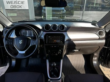 Suzuki Vitara III SUV 1.6 VVT 120KM 2017 Suzuki Vitara 1Ręka! Kamera Grzane fotele, zdjęcie 7