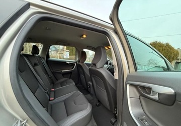 Volvo XC60 I SUV Facelifting 2.4 D4 181KM 2014 Volvo XC 60 Volvo XC 60 D4 AWD Momentum 2.4 Diesel 181KM, zdjęcie 27
