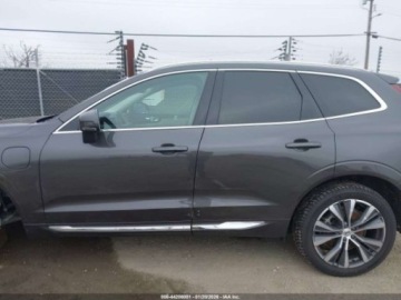 Volvo XC60 II 2022 Volvo XC 60 Recharge Plug-In Hybrid T8 Inscription Expression 2022 2.0, zdjęcie 2