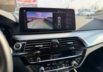 BMW Seria 5 G30-G31 Limuzyna Plug-In 2.0 530e 292KM 2021 BMW Seria 5 BMW 530e 292 KM 2021r Bezwypadkowy 2.0 Hybryda Plug-in 292KM, zdjęcie 9