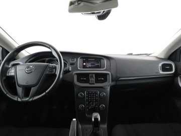 Volvo V40 II 2017 Volvo V40 navi PDC tempomat grzane fotele LED, zdjęcie 14