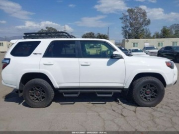 Toyota 2024 Toyota 4-Runner 2024r., 4x4, 4.0L 4.0 Benzyna 270KM, zdjęcie 4