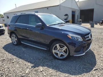 Mercedes GLE V167 2019 Mercedes-Benz GLE 2019 MERCEDES-BENZ GLE 400 4MATIC 3.0 Benzyna 362KM, zdjęcie 2