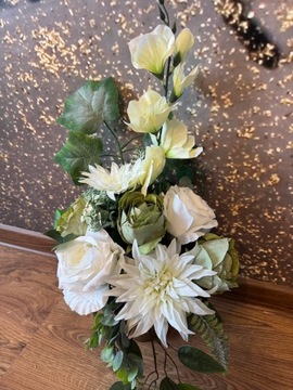 Украшение могилы МЕТАЛЛИЧЕСКАЯ КОРЗИНА белый набор искусственных цветов кладбищенский