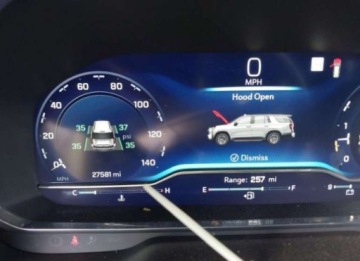 Chevrolet Tahoe GMT900 2022 Chevrolet Tahoe 2022, 5.3L, 4x4, LT, od ubezpieczalni 5.3 Benzyna 355KM, zdjęcie 11