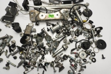 КОМПЛЕКТ ВИНТОВ KAWASAKI VERSYS 650 15-21