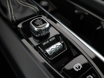 Volvo XC60 II Crossover D4 190KM 2018 Volvo XC 60 GRATIS! Pakiet Serwisowy o wartości, zdjęcie 30