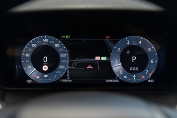 Land Rover Range Rover Velar SUV Facelifting 3.0 P400 400KM 2024 Land Rover Range Rover VELAR 3.0 I6 400KM Dynamic, zdjęcie 33