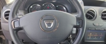 Dacia Duster I SUV Facelifting 1.2 TCe 125KM 2015 Dacia Duster 1.2 benz ,bezwypadek ,ks serwis ,nowy oryginalny rozrzad ,ole, zdjęcie 12